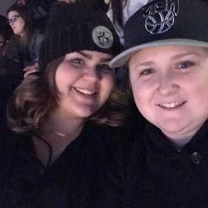 Meet your Posher, Danielle